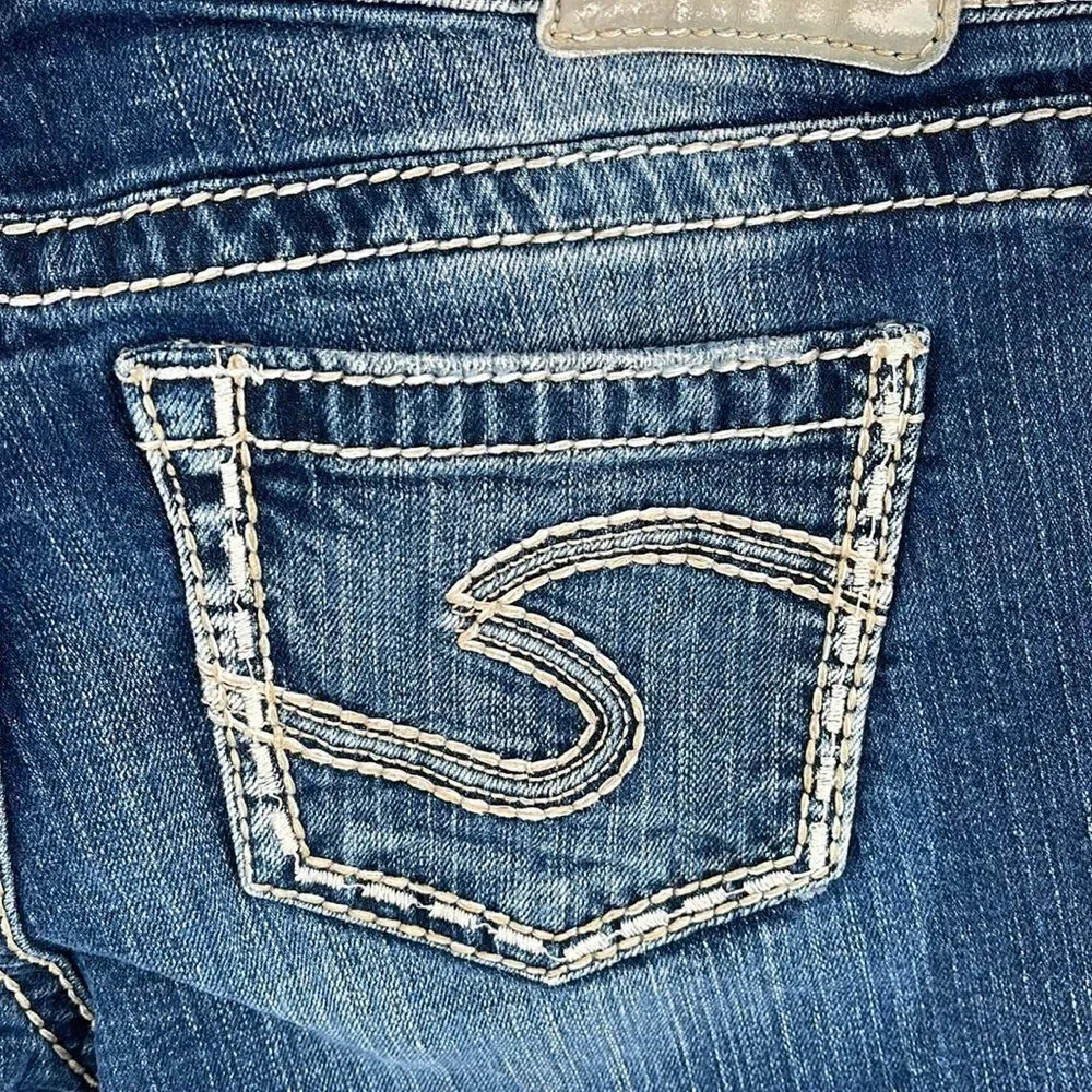 Silver Suki Capri blue jeans denim western stitching embroidery EUC 28 cowgirl